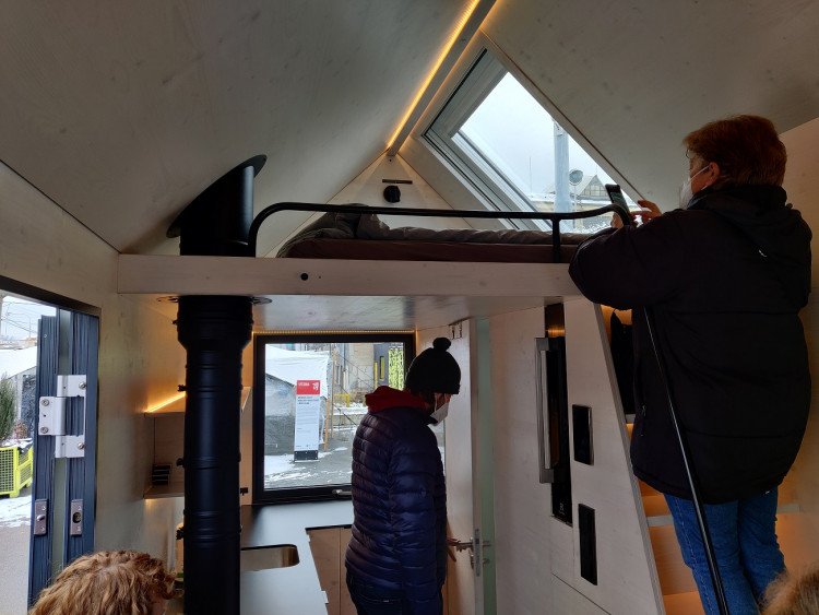 Mobile Hut