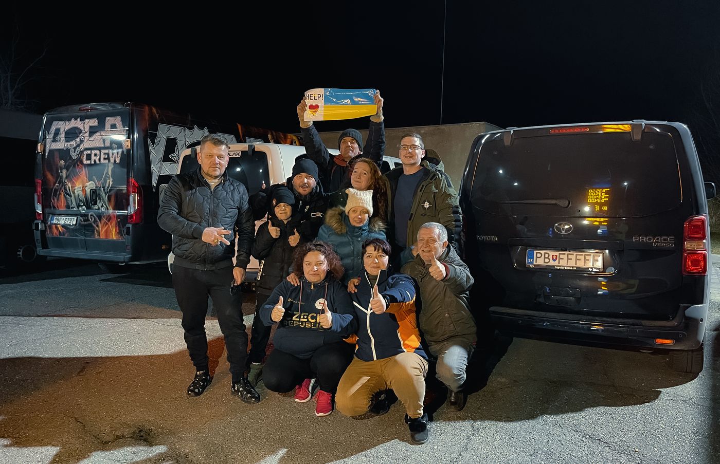 FOTOGALERIE: Transport krmení pro psy na Ukrajinu