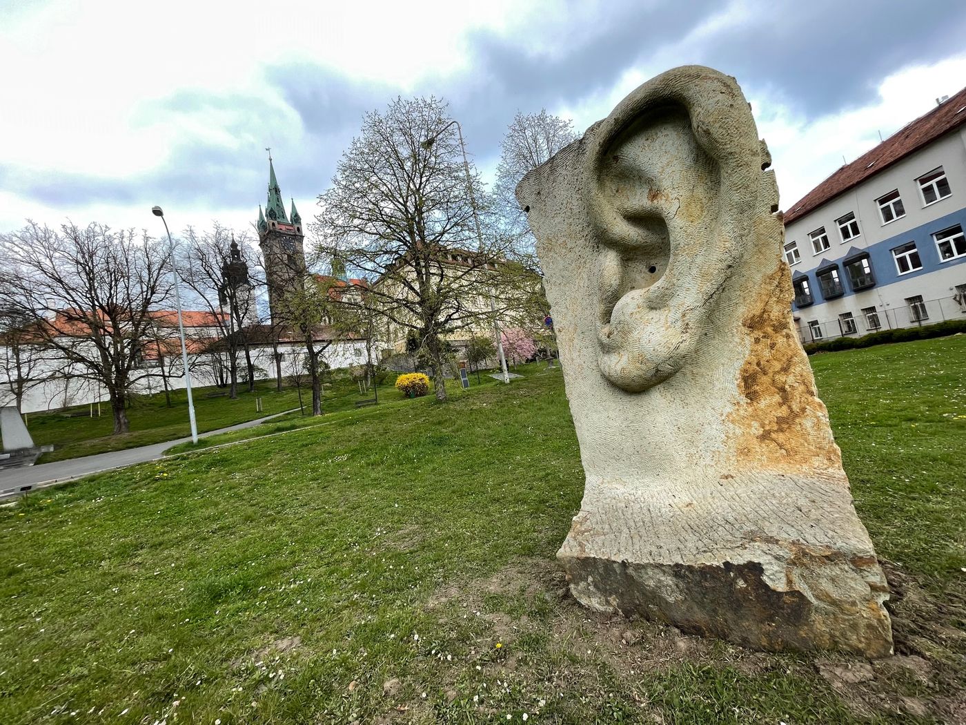 FOTOGALERIE: Sochy v ulicích Klatovy