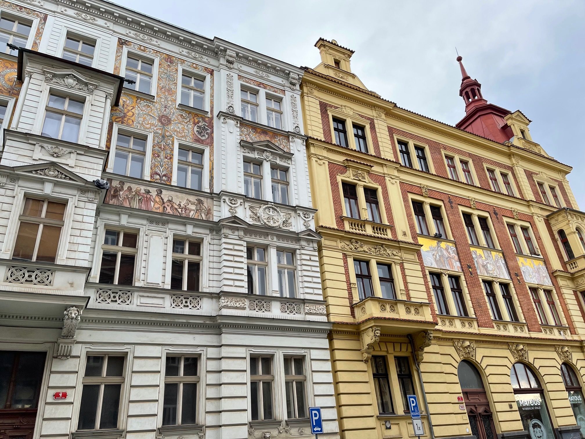 FOTOGALERIE: Alšovy domy v Plzni
