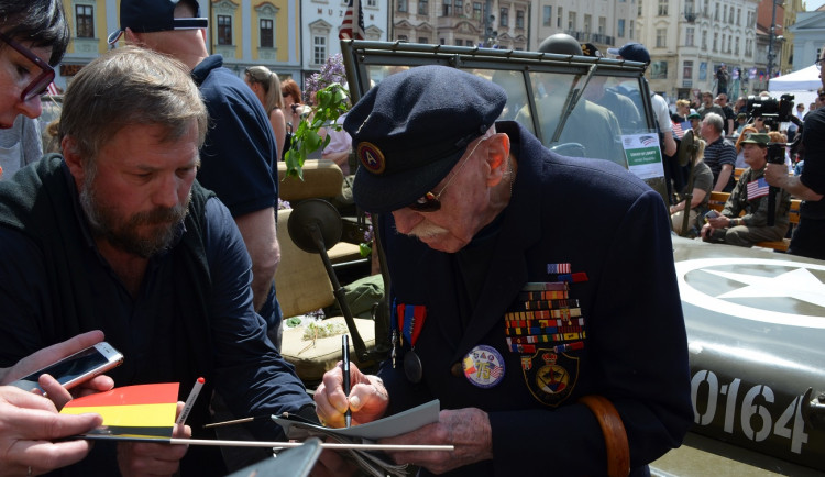 FOTOGALERIE: Odešel belgický veterán Louis Gihoul