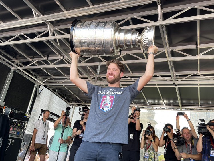 FOTOGALERIE: Pavel Francouz přivezl Stanley Cup do Plzně