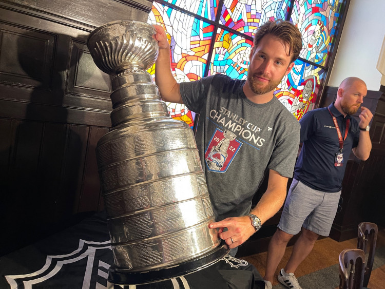 FOTOGALERIE: Pavel Francouz přivezl Stanley Cup do Plzně