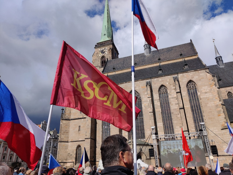 FOTOGALERIE: Protivládní demonstrace 28. září 2022