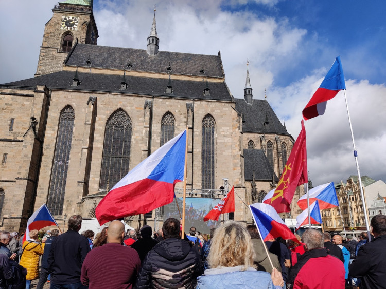 FOTOGALERIE: Protivládní demonstrace 28. září 2022