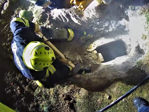 FOTOGALERIE: Záchrana fenky Kiry