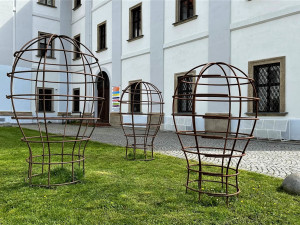 FOTOGALERIE: Sochy v ulicích