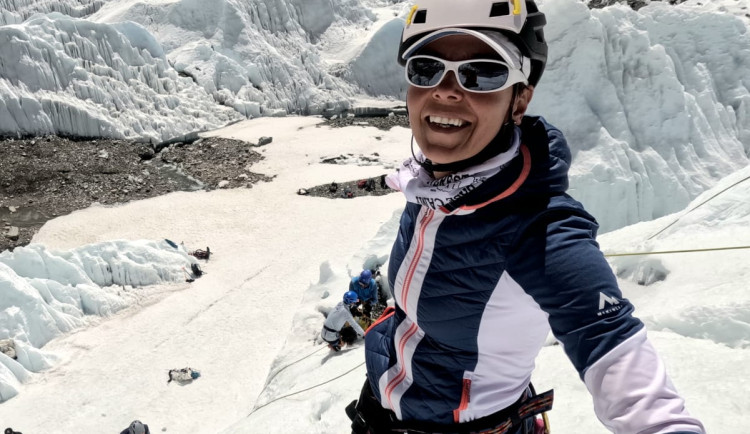 FOTOGALERIE: Lékařka z Přeštic Eva Perglerová zdolala Mount Everest