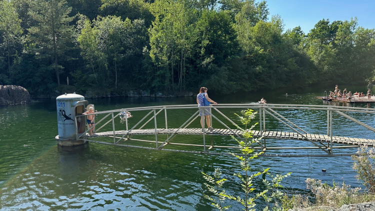 Podvodní pozorovací kabina