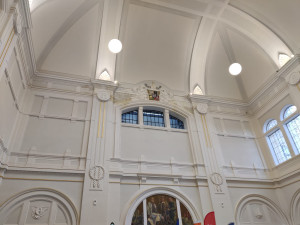 FOTOGALERIE: Rekonstrukce nádražní budovy je u konce