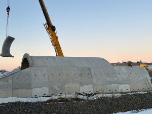 FOTOGALERIE: Bourání vadného mostu na stavbě obchvatu Klatov