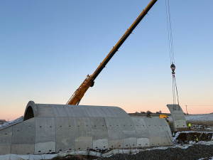 FOTOGALERIE: Bourání vadného mostu na stavbě obchvatu Klatov