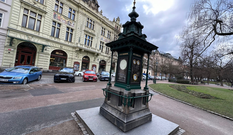 FOTOGALERIE: Meteokiosek v Kopeckého sadech