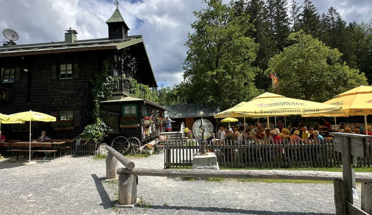 FOTOGALERIE: Schwellhäusl, nejslavnější výletní restaurace Šumavy a Bavorského lesa