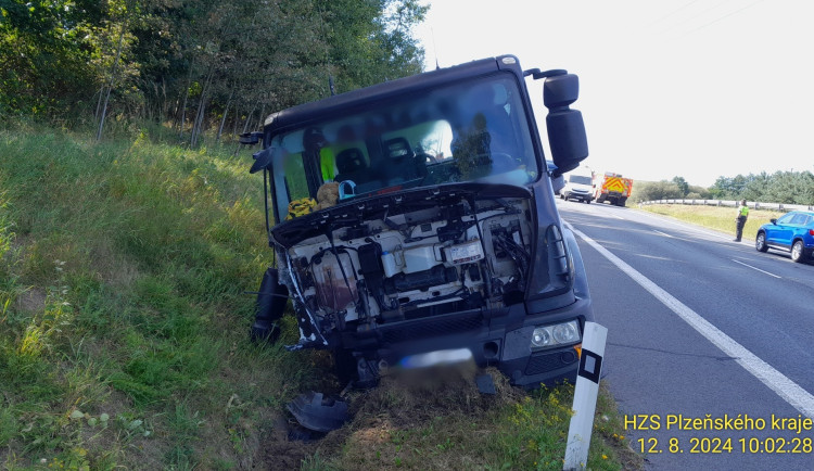 FOTOGALERIE: Nehody na sinicích v Plzeňském kraji