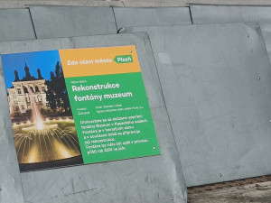 Kašna před rekonstrukcí.