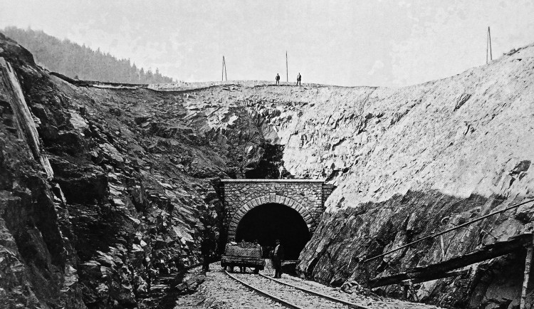 FOTOGALERIE: Železniční tunel na šumavském Špičáku