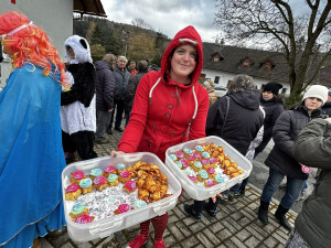FOTOGALERIE: Masopust ve Skelné Huti 2025