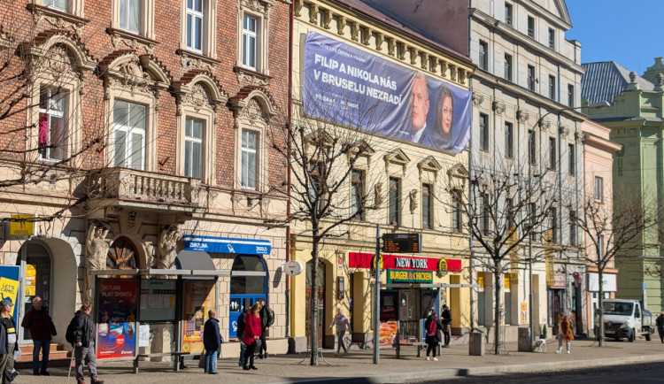 FOTOGALERIE: Vizuální smog v Plzni