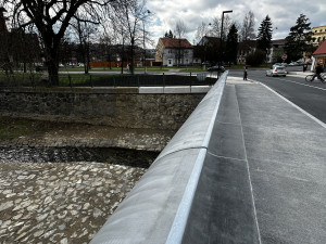 FOTOGALERIE: Nový most přes Drnový potok v Klatovech