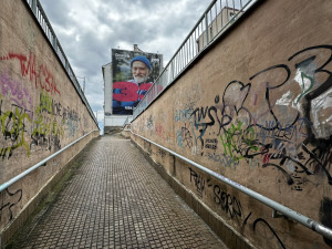 FOTOGALERIE: Podchod se zruší a nahradí ho lávka