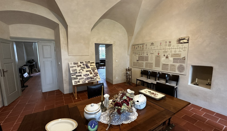 Expozice zámku Mlázovy