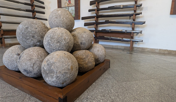 Historická zbrojnice v Plzni prošla modernizací