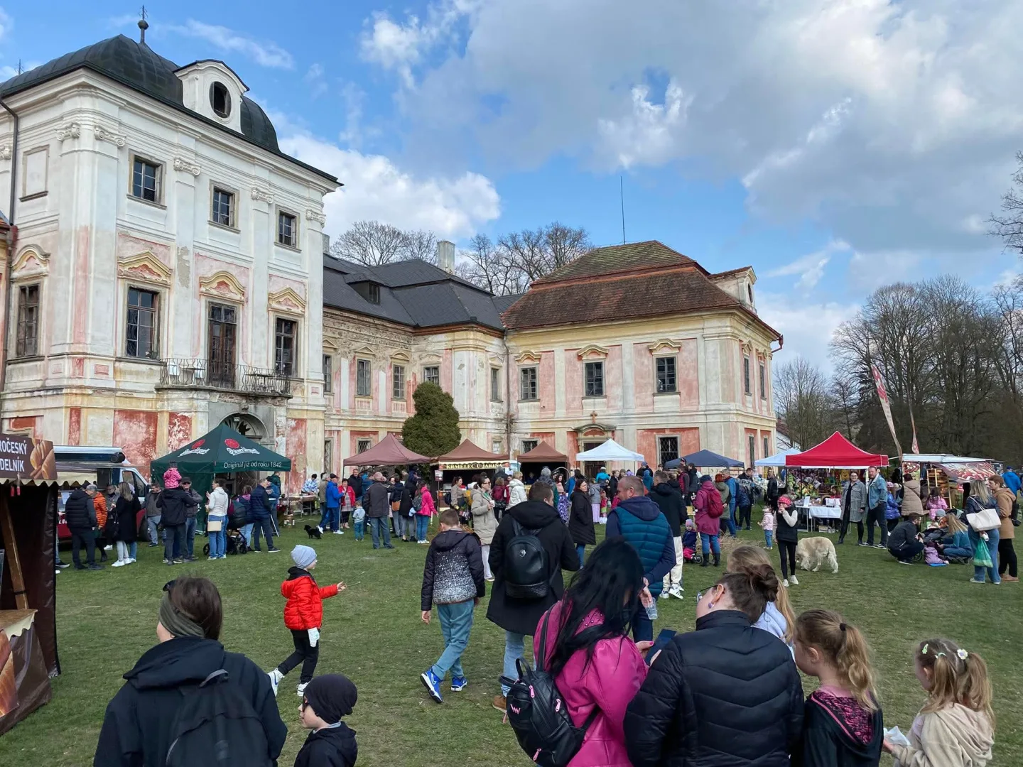 Řemeslný trh v Dolní Lukavici