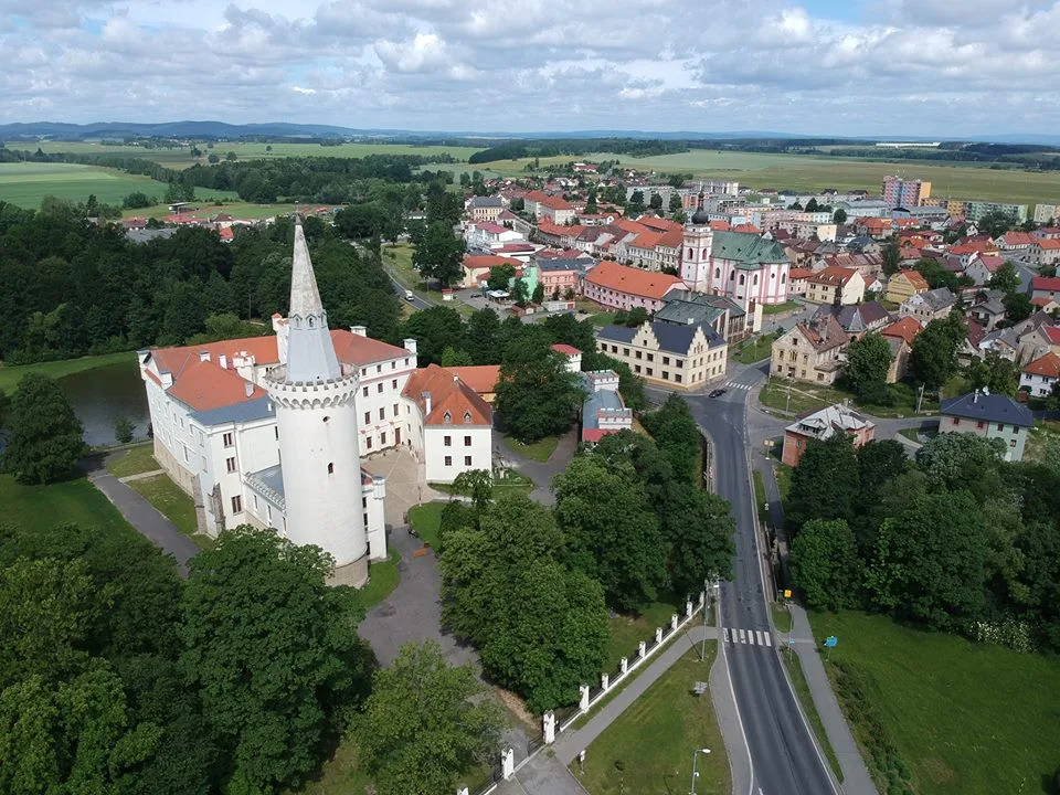 Bor