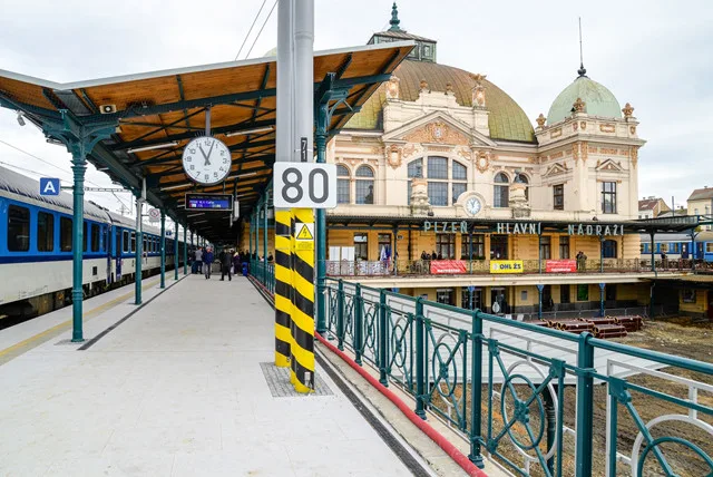Modernizace plzeňského hlavního vlakového nádraží je u konce.