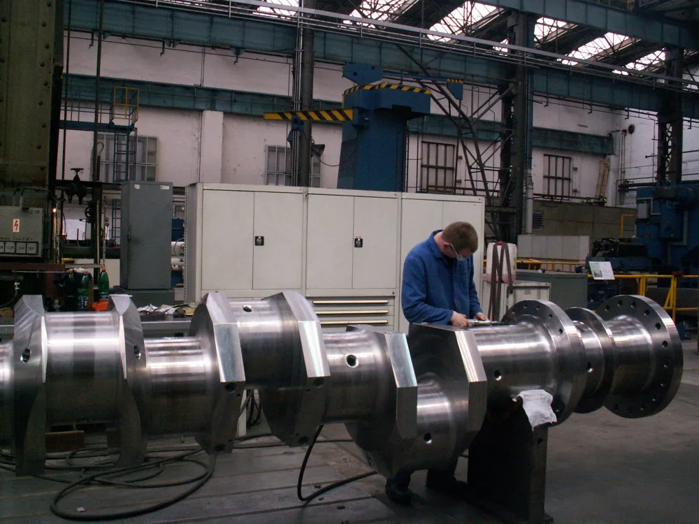 Lidé z Pilsen Steel nedostali část březnové mzdy celou za duben.