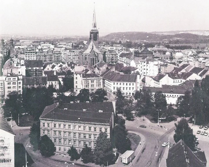 Procházky Plzní před rokem 1989.