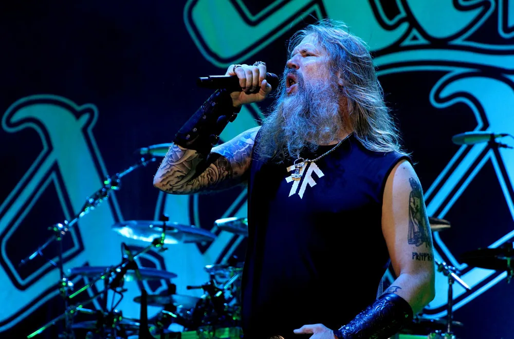 Amon Amarth.
