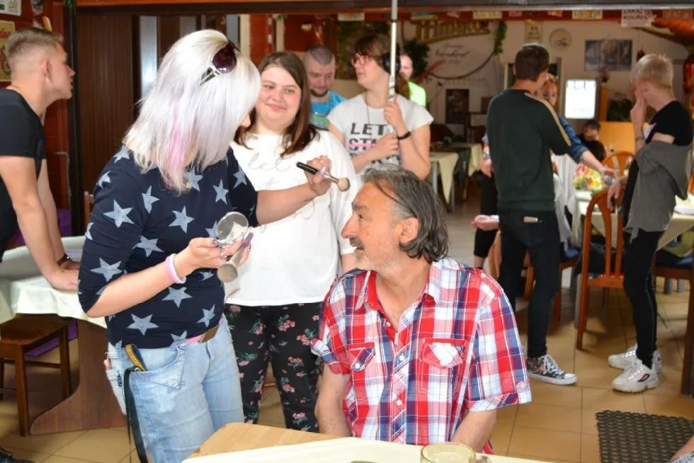 Natáčení filmu Z města na venkov.