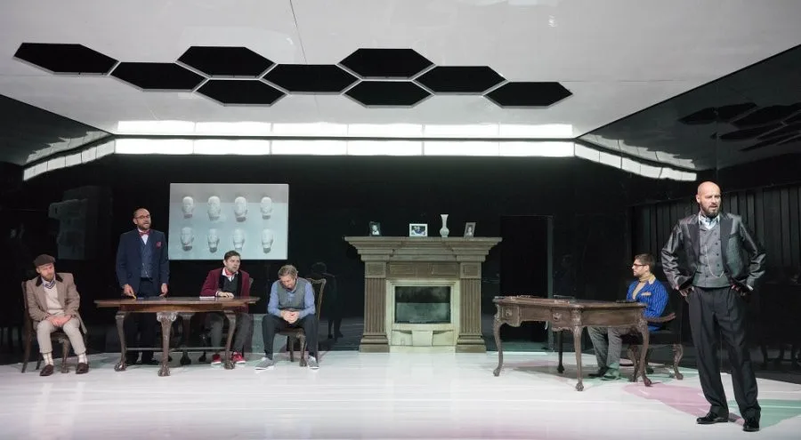 Plzeňské divadlo uvede Čapkovo drama R.U.R.