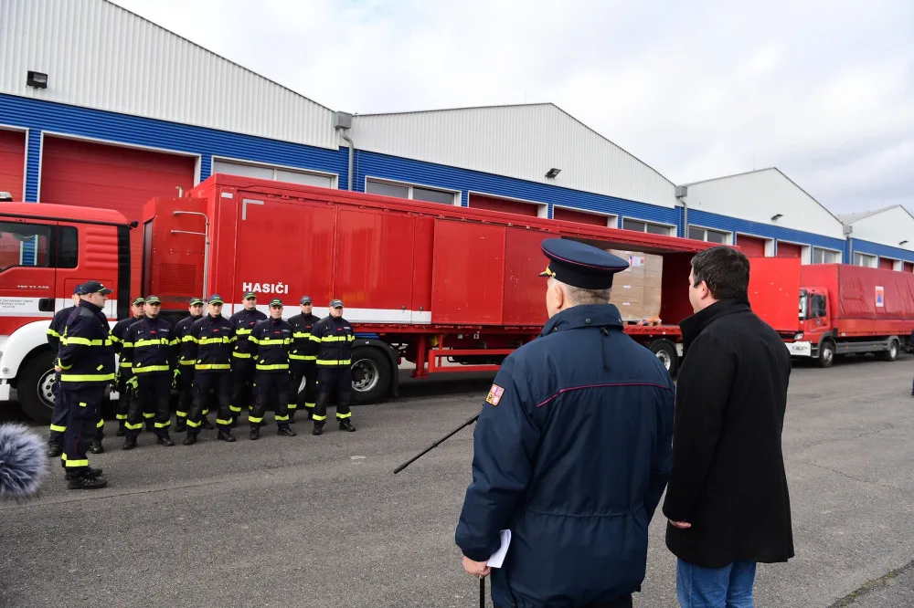 Ze Zbirohu vyjel do Sarajeva konvoj humanitární pomoci s migrací.