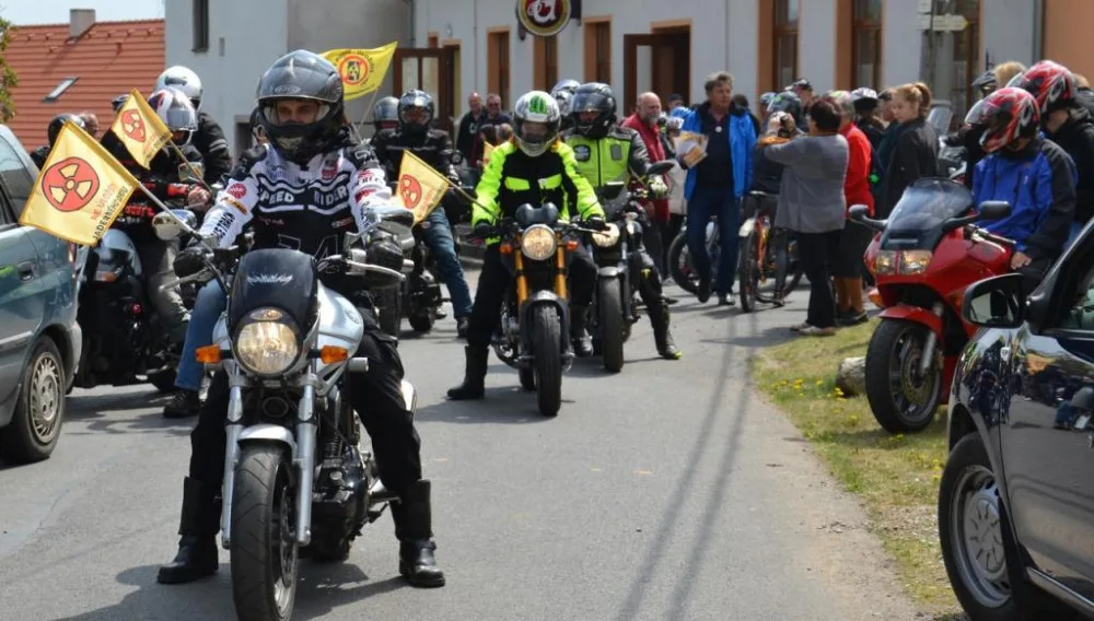 Do loňského ročníku protestu se v Plzeňském kraji zapojily stovky lidí z obcí na Horažďovicku