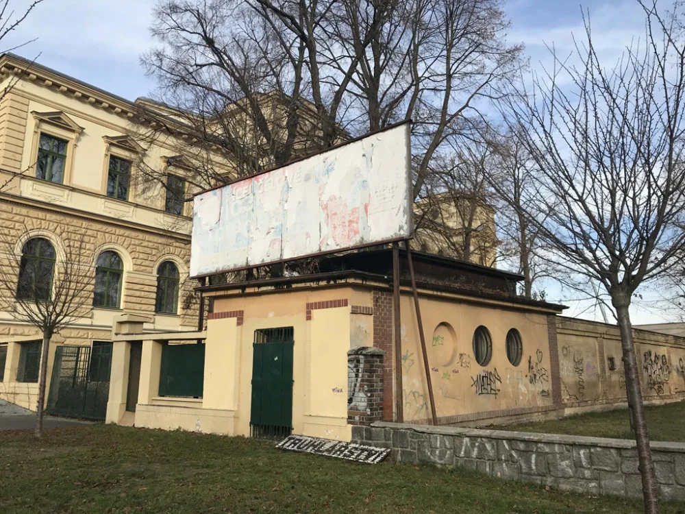 Z bývalé kuželkárny ve Štruncových sadech vzniká Centrum cyklistiky