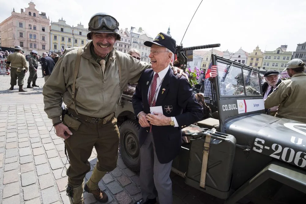 Slavnosti svobody se uskuteční jen virtuálně, veteráni z USA a z Belgie se připojí on-line
