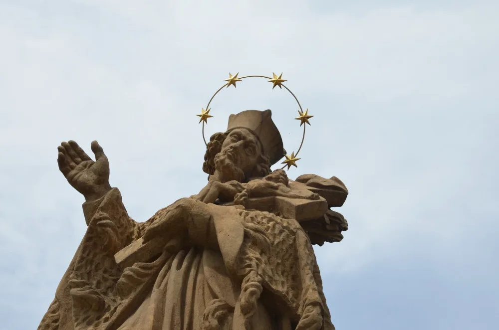 Svatý Jan Nepomucký nebo též Jan z Pomuku se narodil kolem roku 1340 v Nepomuk
