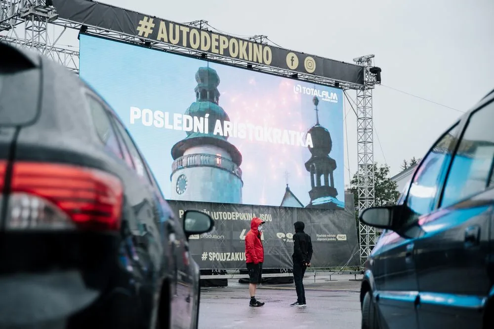 Autokino funguje v objektu DEPO2015
