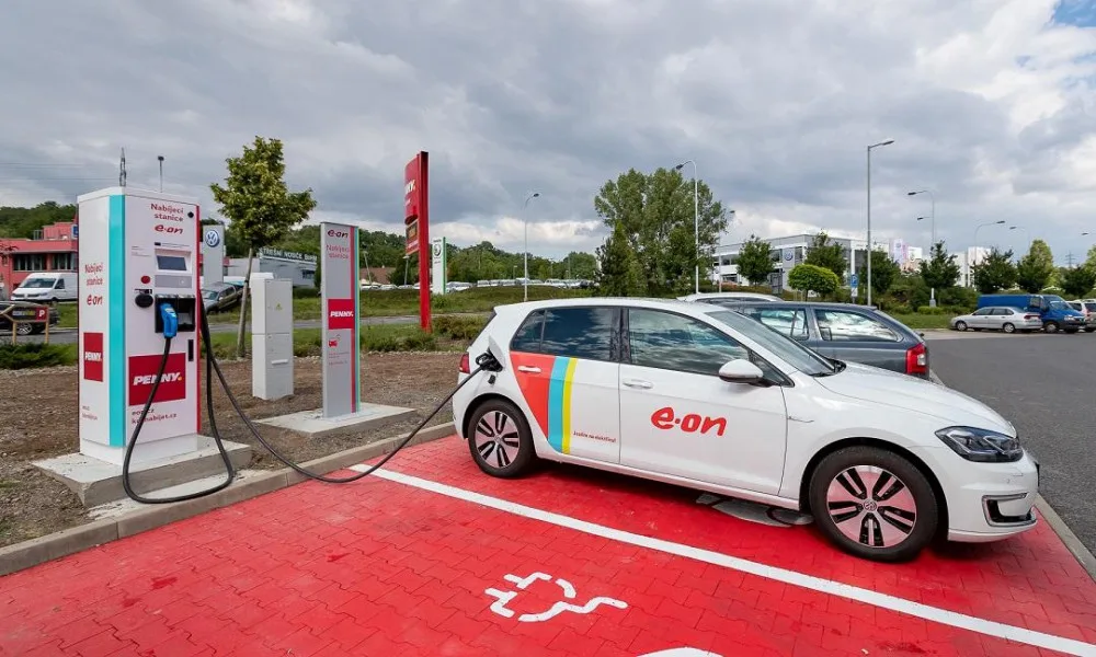 E.ON stanice u Penny Marketu v Praze_1