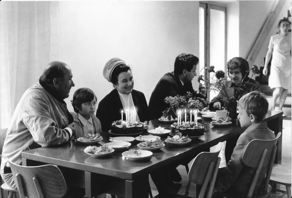 Irena Svobodová slavnostně otevřela vesničku 1.6.1970