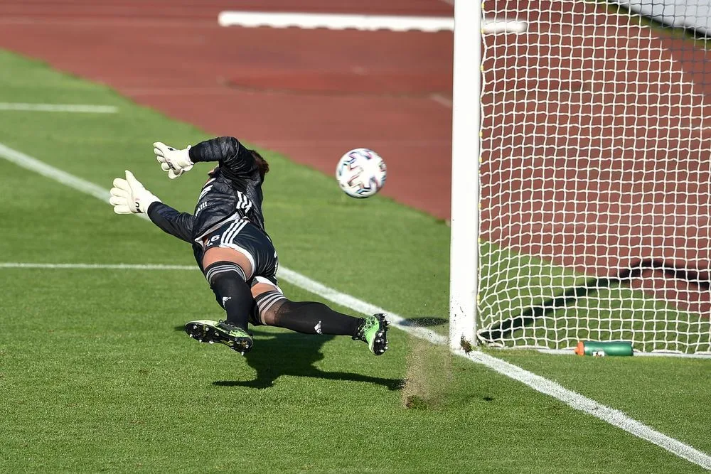 V Ostravě řádil Pavel Bucha, gólem z penalty a asistencí přispěl k vítězství Plzně 2:0