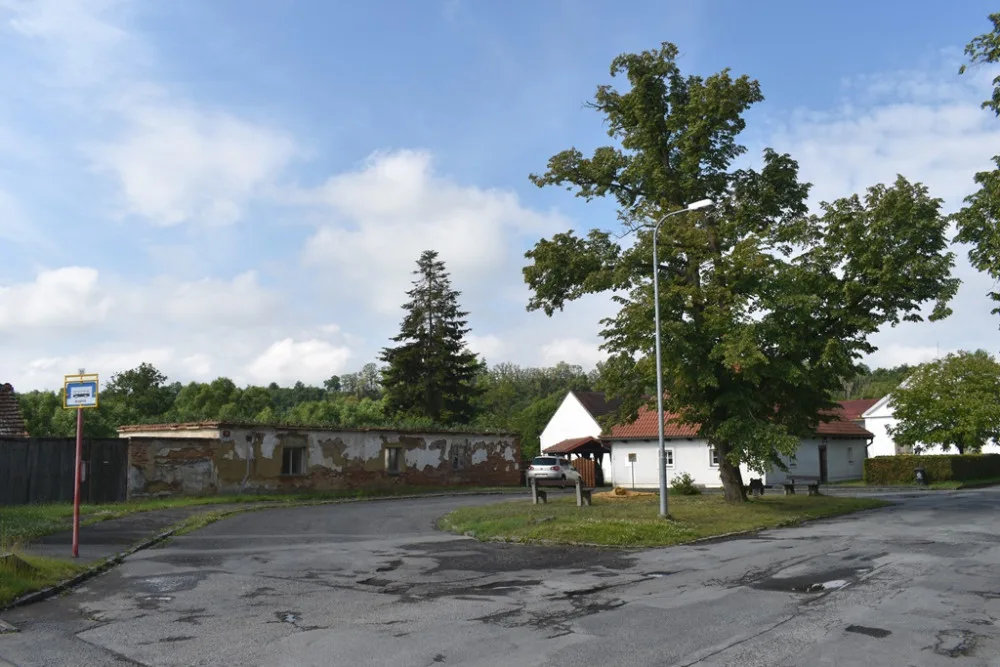 Ulice projde kompletní proměnou, přibudou nové chodníky nebo parkovací stání