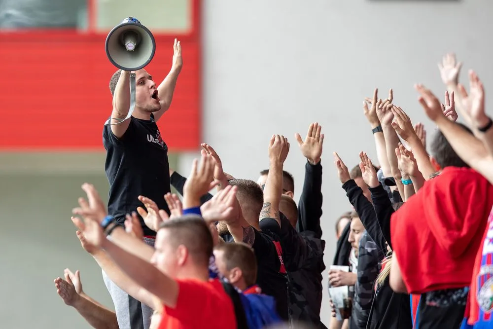 Nedělní zápas viktoriánů se Spartou uvidí opět ti nejvěrnější a nejrychlejší fanoušci