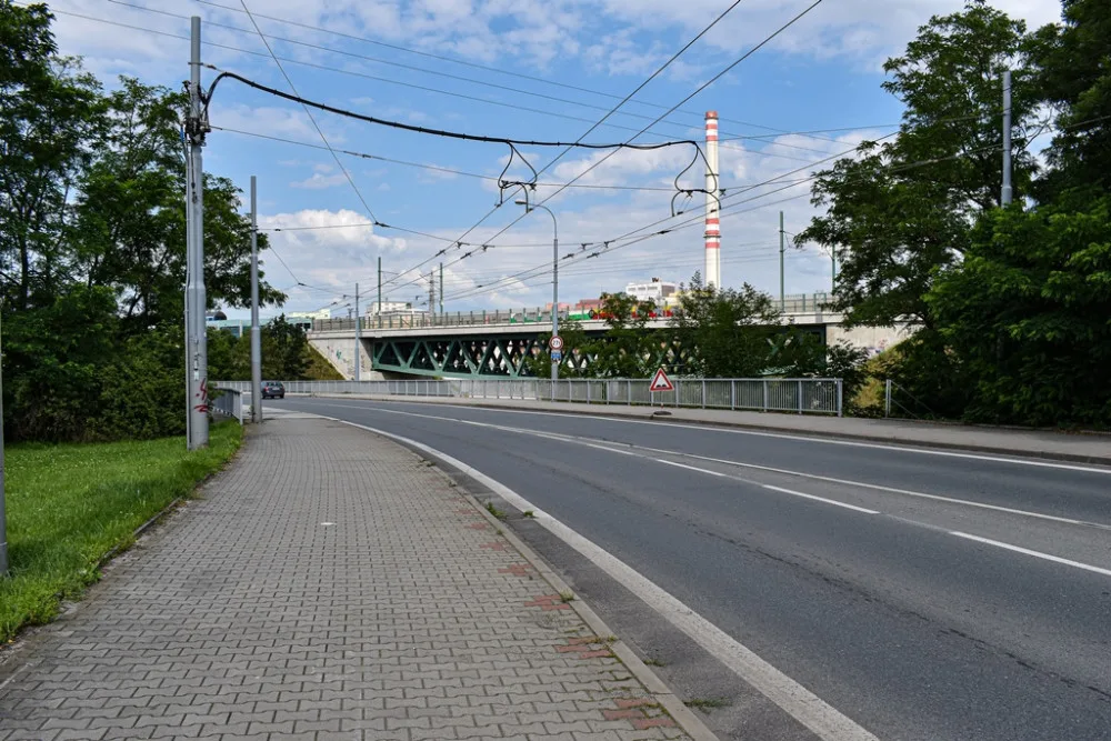 Další komplikace v plzeňské dopravě, pro auta se uzavře most v Těšínské na Doubravce