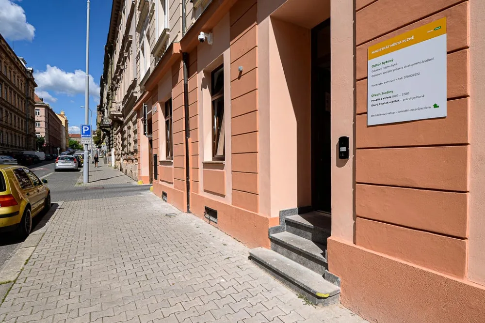 Pro zájemce o městský byt otevřela Plzeň Kontaktní místo pro bydlení, které sídlí v Jagellonské ulici 8