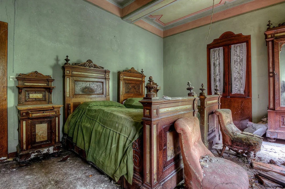 Co po vás vlastně zbyde? Hromada věcí, o které nemají zájem ani vaše děti, říká fotografka urbexu Margit Pohlová