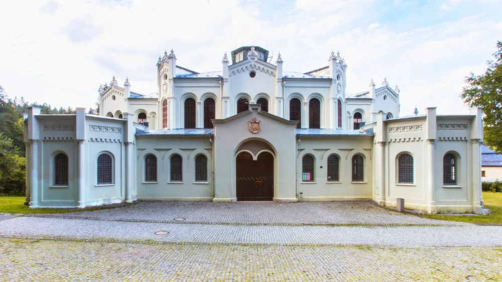 Jízdárna ve Světcích u Tachova